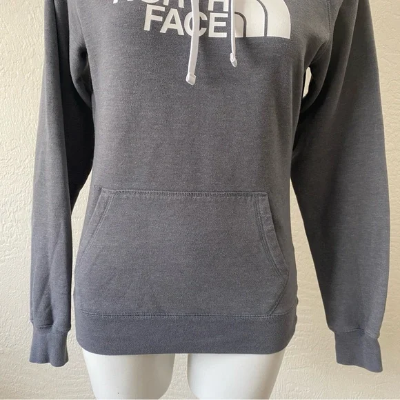Women’s The North Face Gray Pullover Hoodie Long Sleeve White Graphic Logo Small - Picture 6 of 9